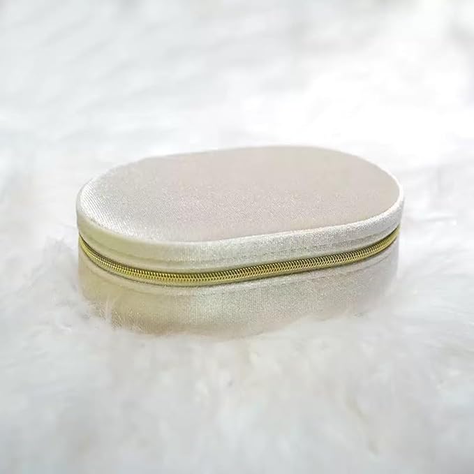 Jinglong Ins-style Velvet Jewelry Box, Portable Travel Jewelry Organizer, Retro Green/Cream White Exquisite Accessory Storage Box (White)