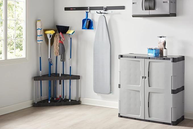 Rubbermaid Plastic Garage Corner Tool Tower Rack, Easy to Assemble, Organizes up to 30 Long-Handled Tools/Rakes/ Brooms/Shovles for Home/House/Outdoor/Sheds