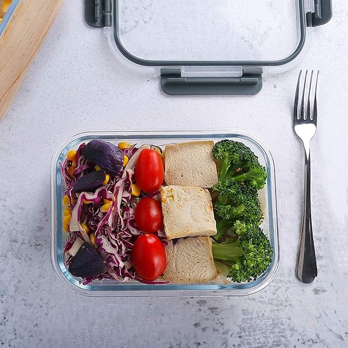 [10-Pack]Glass Meal Prep Containers with Lids, MCIRCO Glass Food Storage Containers with Snap Locking Lids, Airtight Lunch Containers, Microwave, Oven, Freezer and Dishwasher, White