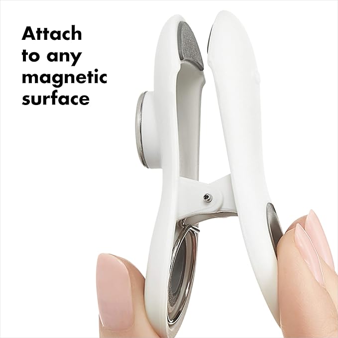 OXO Good Grips Magnetic All-Purpose Clips, White, 4-Pack