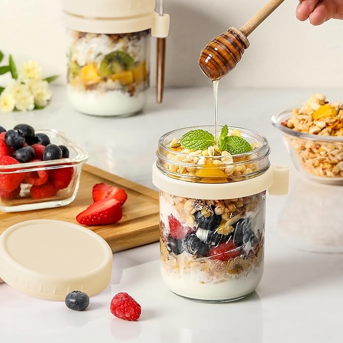 6 Pack Overnight Oats Containers with Lids and Spoons, 16 oz Glass Mason Overnight Oats Jars, Large Capacity Airtight Jars for Milk, Cereal, Fruit(Beige）