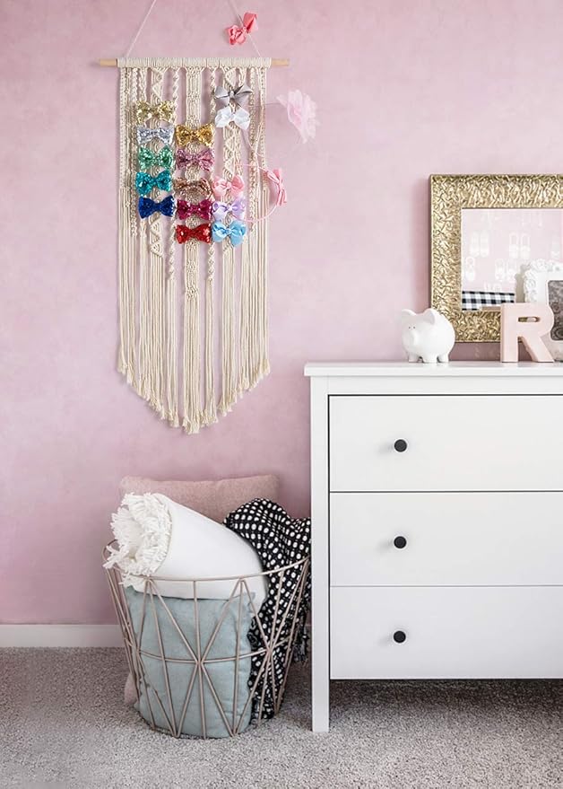 Mkono Macrame Bow Holder Hanging Hair Bow Organizer,Boho Wall Hair Clips Headband Storage Hanger and Scrunchies Holder Stand Hair Accessories Organizer Gold White Metal Scrunchies Tower