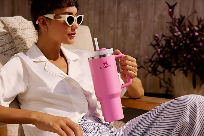 STANLEY Quencher H2.0 Tumbler with Handle and Straw 30 oz | Flowstate 3-Position Lid | Cup Holder Compatible for Travel | Insulated Stainless Steel Cup | BPA-Free | Blue Sky