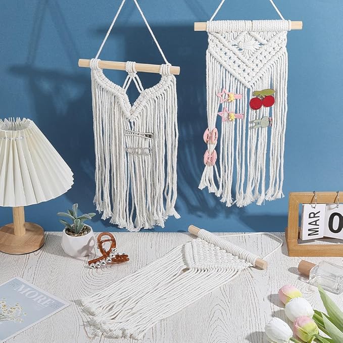 AHANDMAKER 3Pcs Macrame Hair Bow Holder Boho Wall Hair Clips Hanger Headband Storage Organizer Hanging Hairs Bow Organizer Tassels Bows Organizer Wall Hanging Decoration for Bedroom Living Room