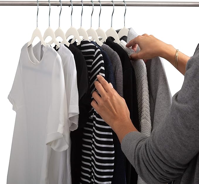 Simplify Slim Velvet Clothes Hangers | 25 Pack | Non-Slip | Shirts | Suit | Pants | Dresses | Garments | Closet Storage & Organization | Durable | Ivory