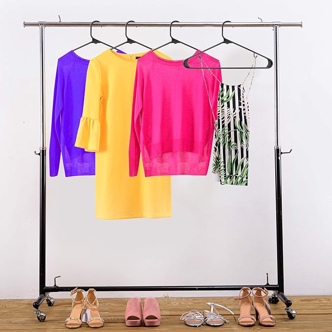 Utopia Home Plastic Hangers 200 Pack - Clothes Hanger with Hooks - Durable & Space Saving (Black)