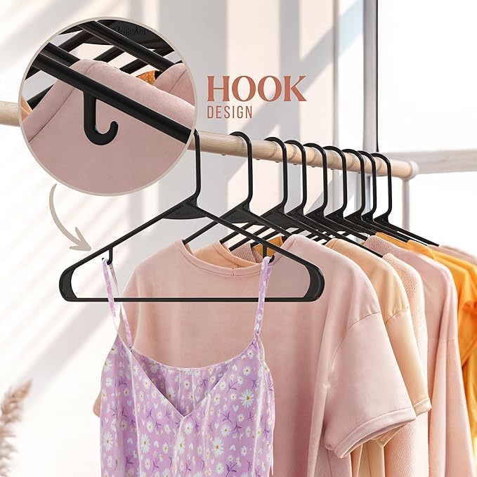 Plastic Hangers 20 Pack Black - Clothes Hangers - Makes The Perfect Coat Hanger and General Space Saving Clothes Hangers for Closet - Percheros Ganchos para Colgar Ropa Hangars