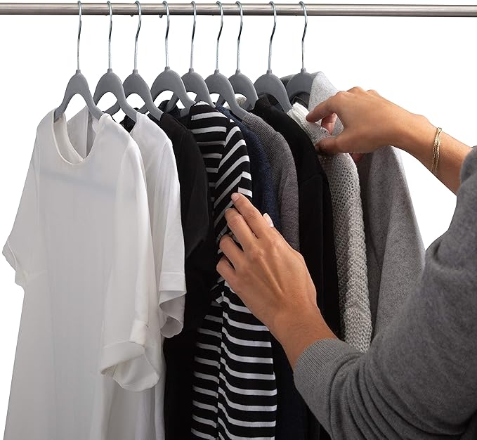 Simplify Slim Velvet Clothes Hangers | 25 Pack | Non-Slip | Shirts | Suit | Pants | Dresses | Garments | Closet Storage & Organization | Durable | Grey