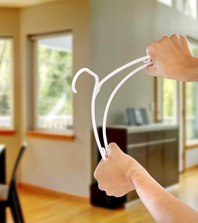Utopia Home Plastic Hangers 30 Pack - Clothes Hanger with Hooks - Durable & Space Saving (White)